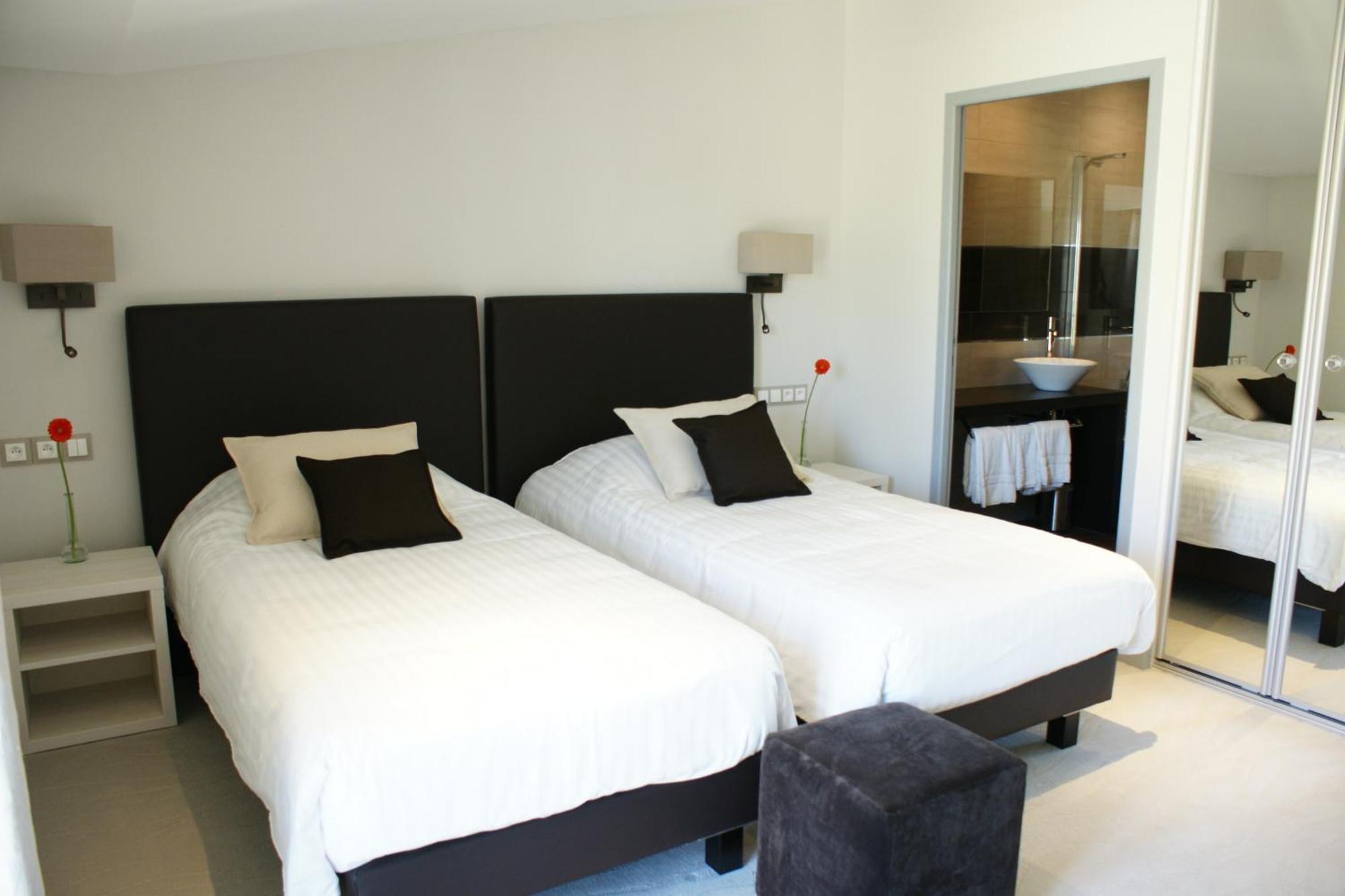 Logis- Hotel Spa Restaurant L'Epicurial Saint-Pey-de-Castets Phòng bức ảnh
