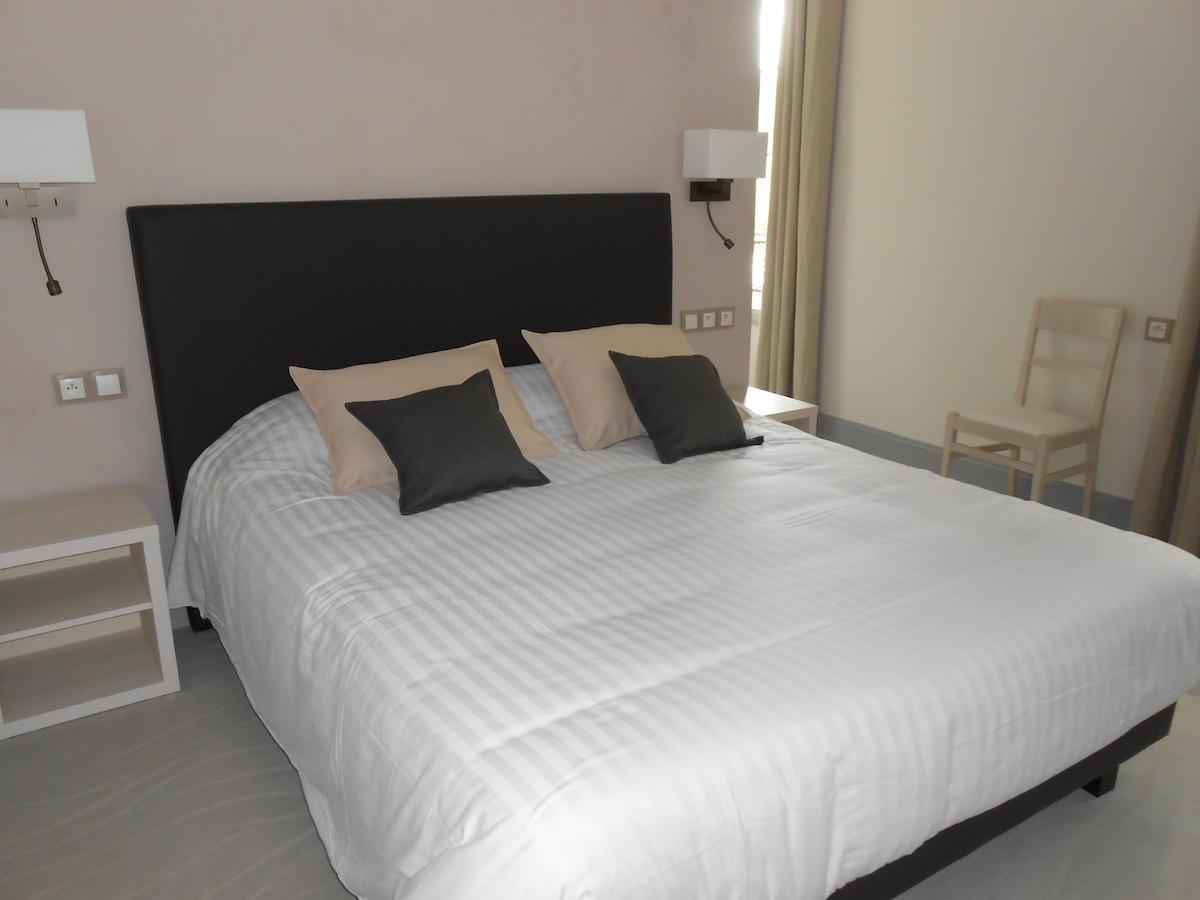 Logis- Hotel Spa Restaurant L'Epicurial Saint-Pey-de-Castets Phòng bức ảnh